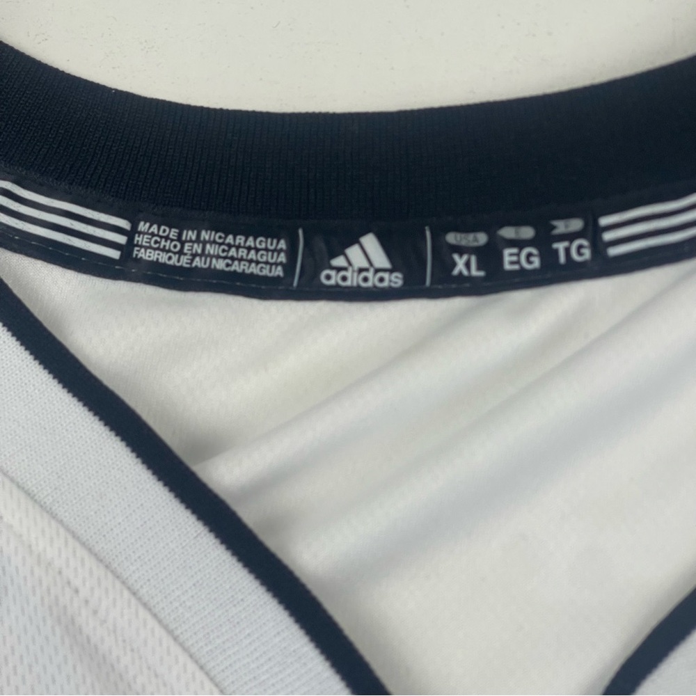 Adidas *Rare* White hot Miami Heat LeBron James Jersey - Picture 9 of 12